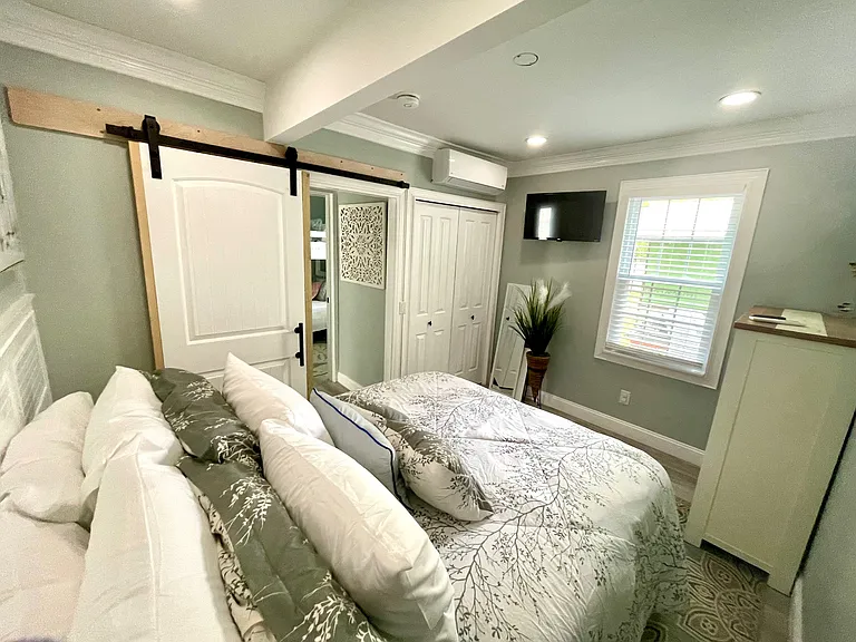 17 Greenman Ave #1 — Photo 15