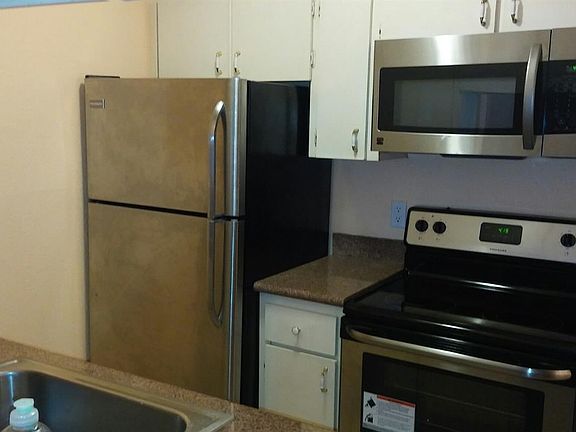 4th image of 359 Half Moon Ln APT 201