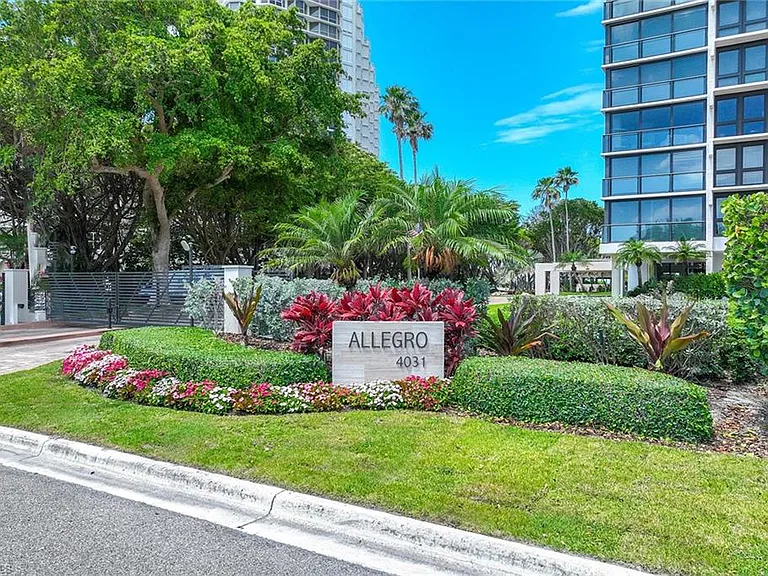 4031 Gulf Shore Blvd N #10C — Photo 43