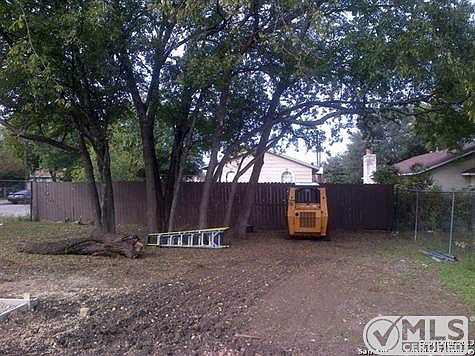 1st image of 2631 Athel Ave