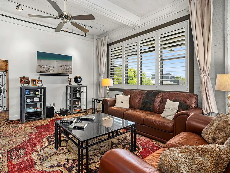 831 S Flores St #2201 — Photo 6