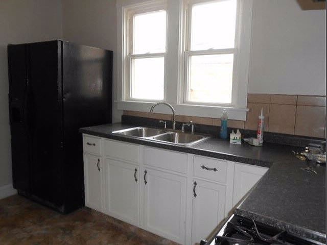 2nd image of 2840 N Mulligan Ave