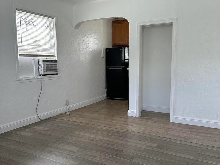 17 Detroit St #1 — Photo 1