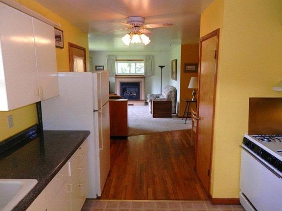 Hardwood floors!
