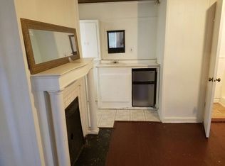 201 E 31st St APT 2, Savannah, GA 31401