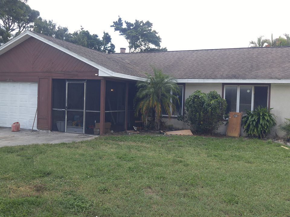 1st image of 1526 SE Port Street Lucie Blvd