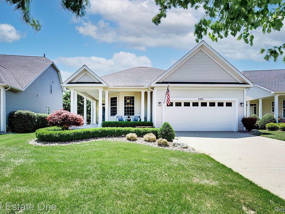 1st image of 3707 Crestwood Dr