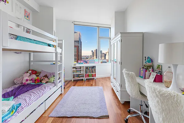 Sold by Compass | media 2