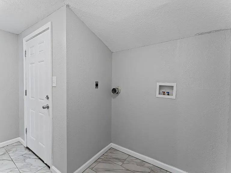 3620 College Ave — Photo 21
