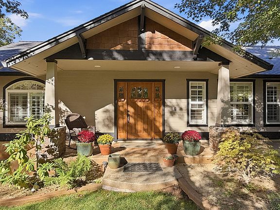 2nd image of 6833 Alpine Ridge Rd