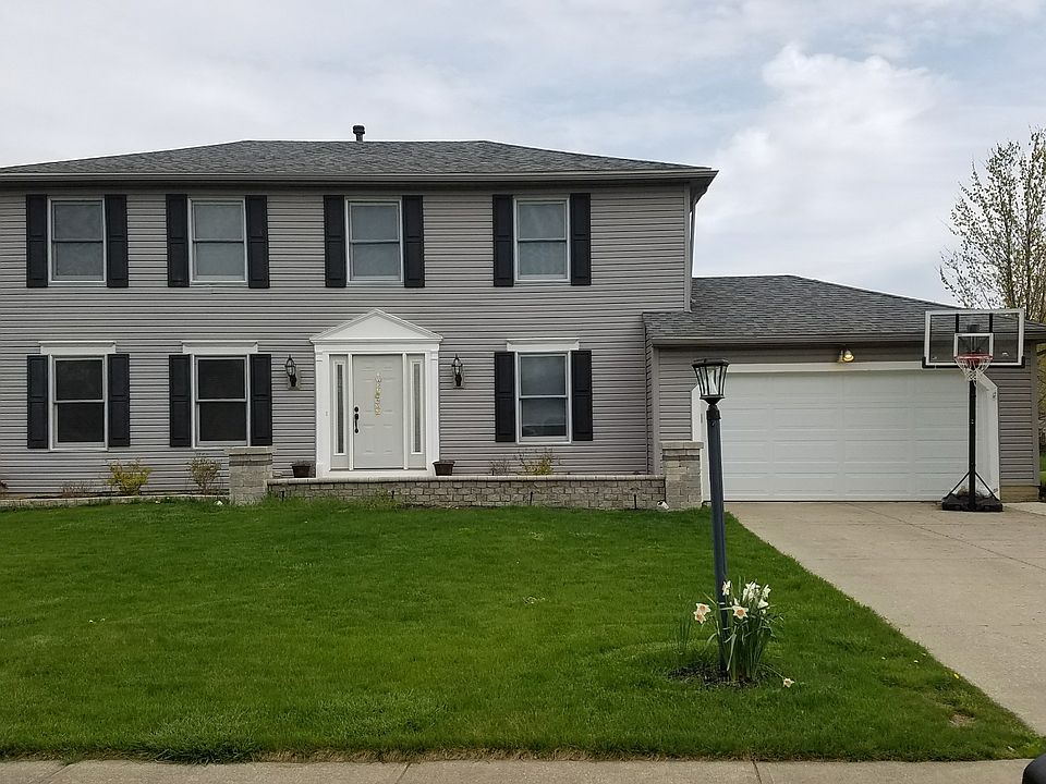 1st image of 18920 Laurell Cir