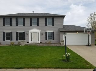 18920 Laurell Cir, Strongsville, OH 44136