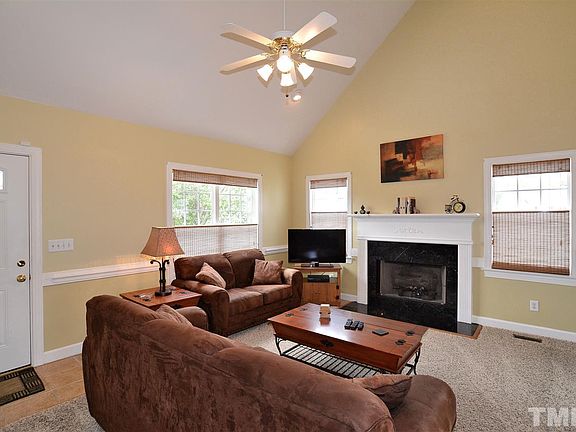 3rd image of 8785 Leigh Ct
