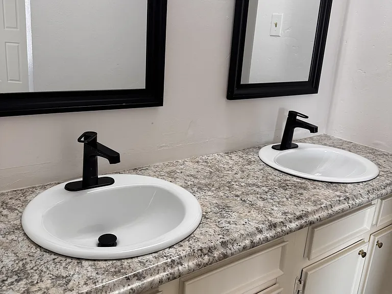 Sandpiper Dr — Photo 3