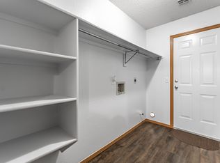 1908 S 18th St, Rogers, AR 72758