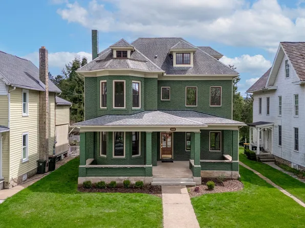 348 E Curtin St, Bellefonte, PA 16823