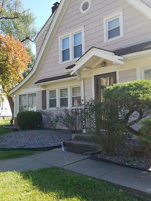 1st image of 2115 E 74th St