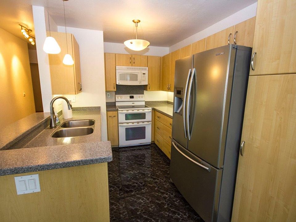 1st image of 492 Mananai Pl APT C