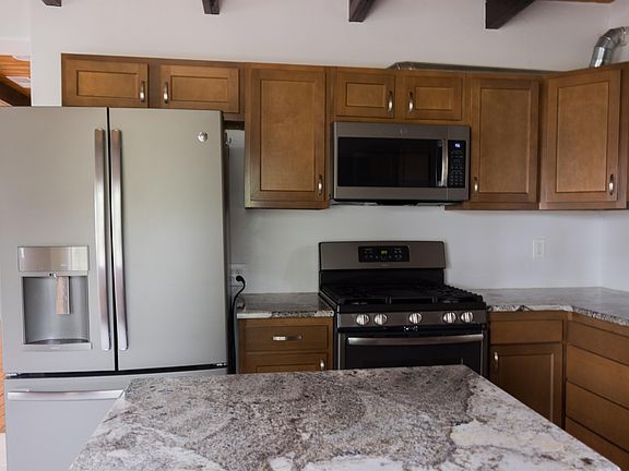 3rd image of 610 New Mexico #165