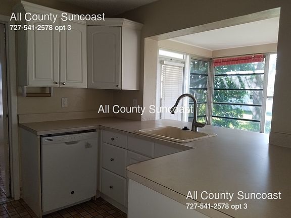 5th image of 9840 39th St