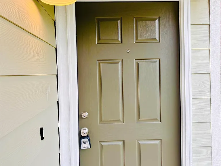 8134 Sanders Forest Ct — Photo 5