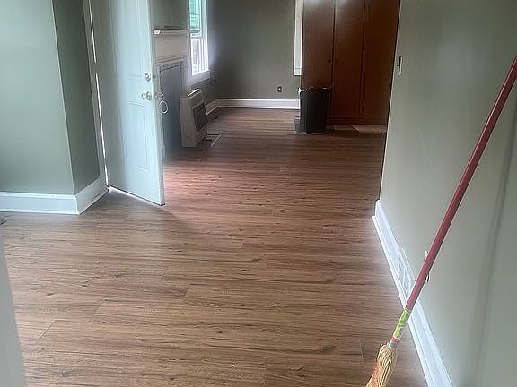 5th image of 117 Doris Ave