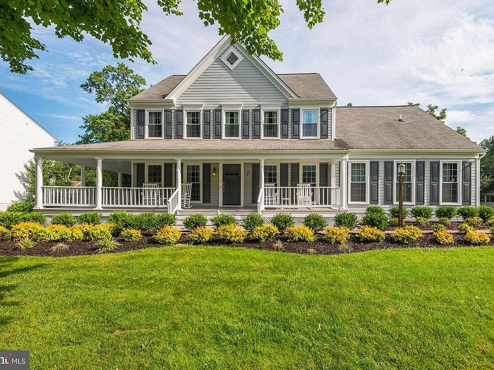 1st image of 7 Crisswell Ct