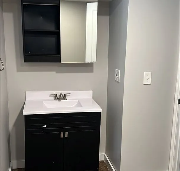 3451 Morgan Ave N — Photo 4