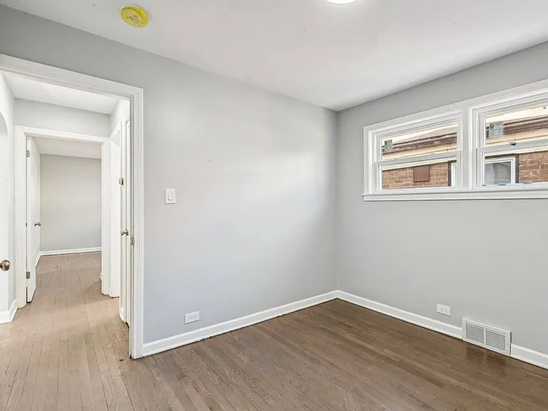14230 S Normal Ave — Photo 31