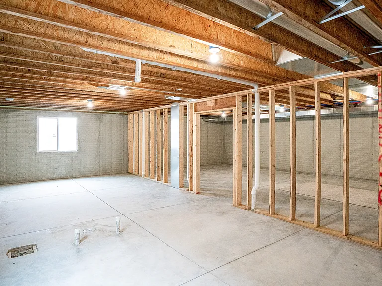 4315 Dawn St — Photo 11