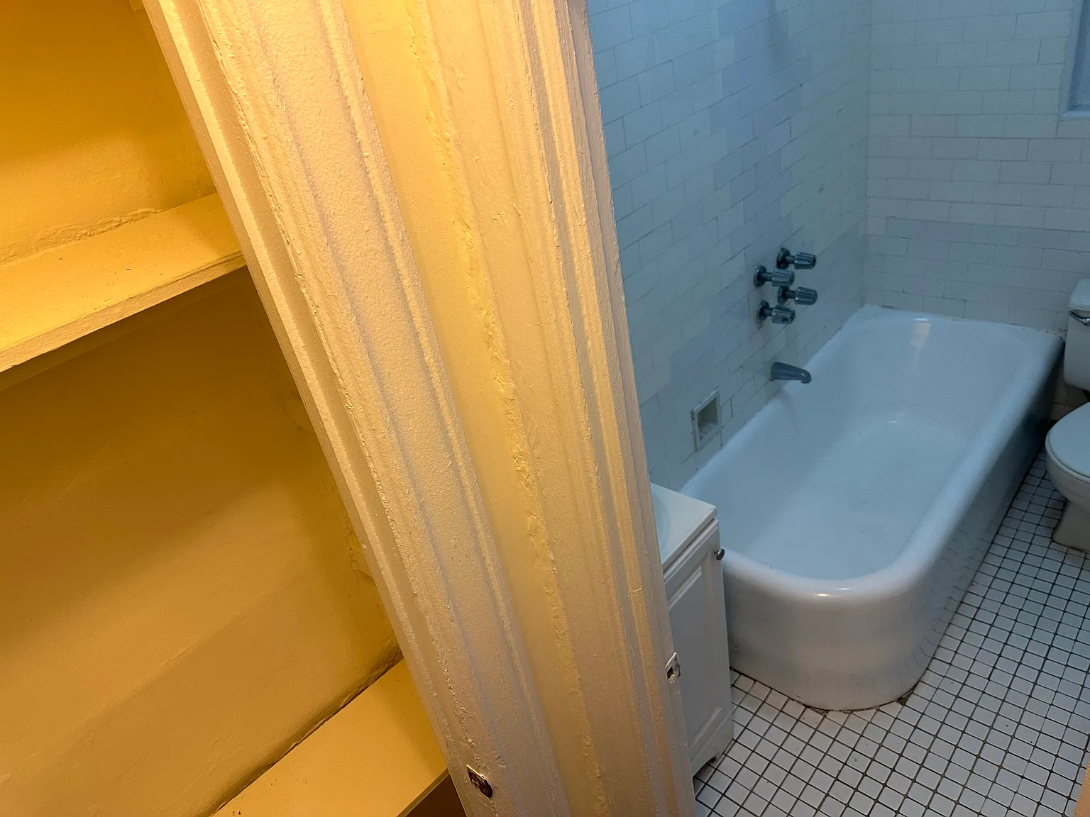 115th St, Richmond Hill — Photo 3
