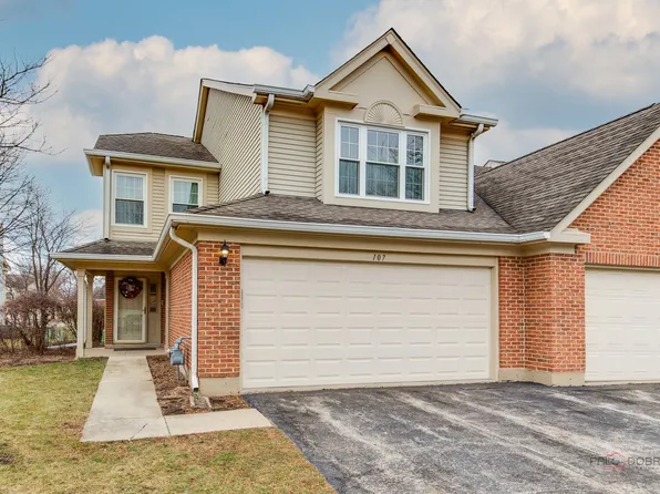 107 Stirling Ln #107, Schaumburg, IL 60194