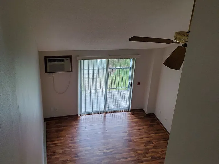 Orchard Village Apartments — Photo 241