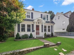 11 Edwards Rd, Johnston, RI 02919