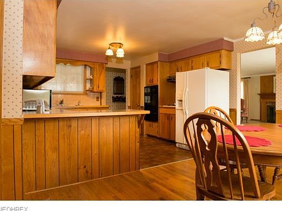 4th image of 3149 Kingston Ln
