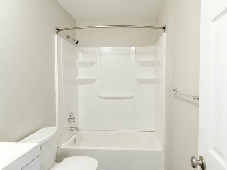 4902 E 11th St #4 — Photo 5