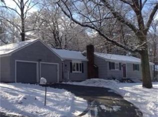 46 Richards Rd, Southborough, MA 01772