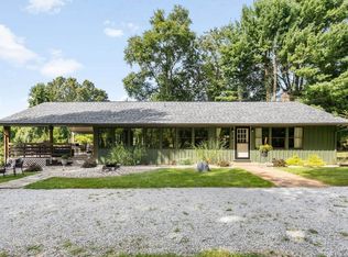 51757 Hickory Rd, Granger, IN 46530