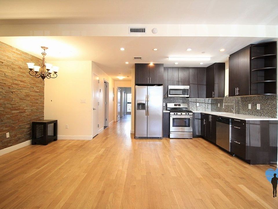 1st image of 2070 E 13th St #1B