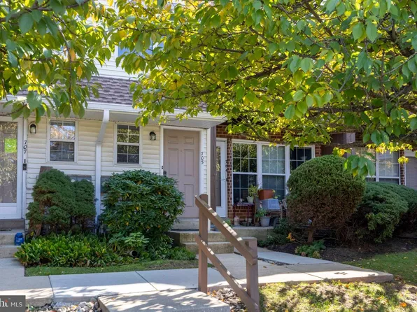 705 Northridge Dr #31B, Norristown, PA 19403
