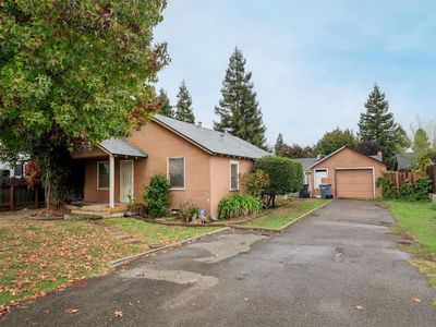2521 East Ave, Turlock, CA, 95380