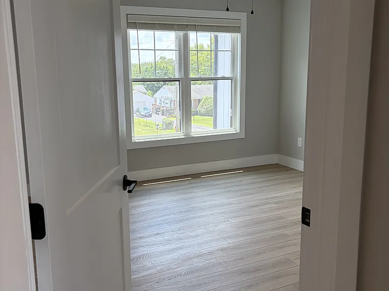 77 Shelor Dr #C — Photo 18