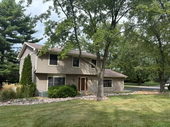 9718 Knolltop Rd, Union, IL 60180
