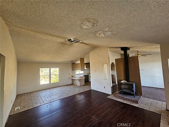3rd image of 278 Yucca Rd