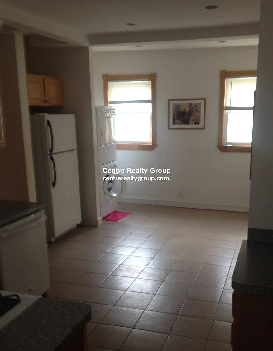 3 bed, 2.0 bath, $3,600 — Photo 3