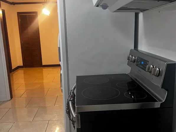 4587 Boyce Rd, Memphis, TN 38117