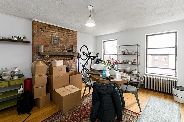 Rented by Highline Residential | media 9