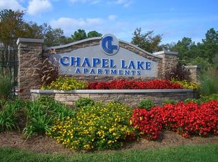 512 Chapel Lake Dr APT 302, Virginia Beach, VA 23454