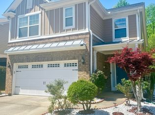 6005 Falls Landing Dr, Cumming, GA 30040