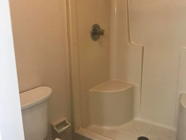 135 Seawind Dr — Photo 12